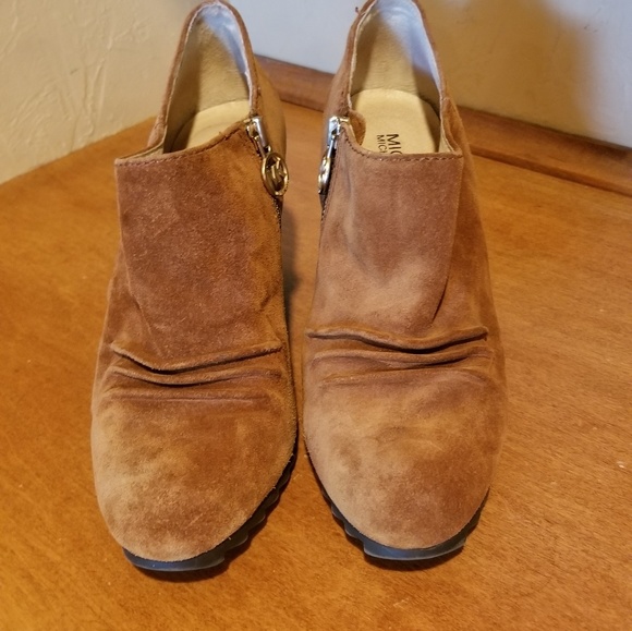 Michael Kors leather Wedge Booties size 7.5 - Picture 6 of 8